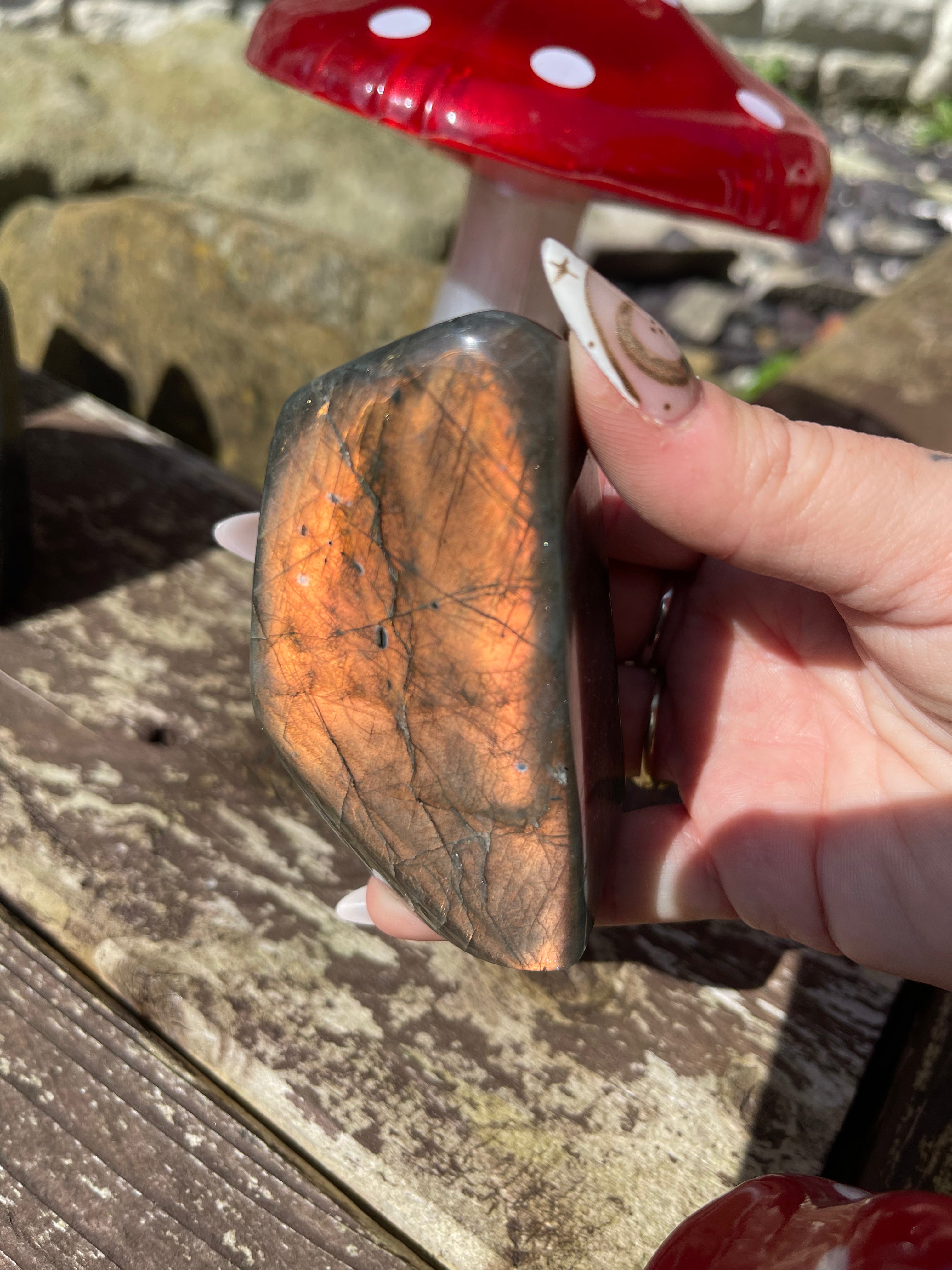 Labradorite freeform